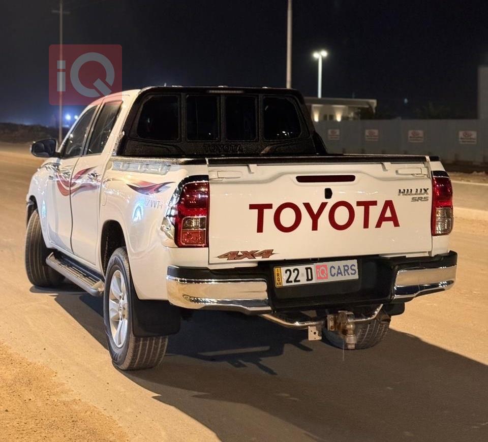 تويوتا هايلوكس